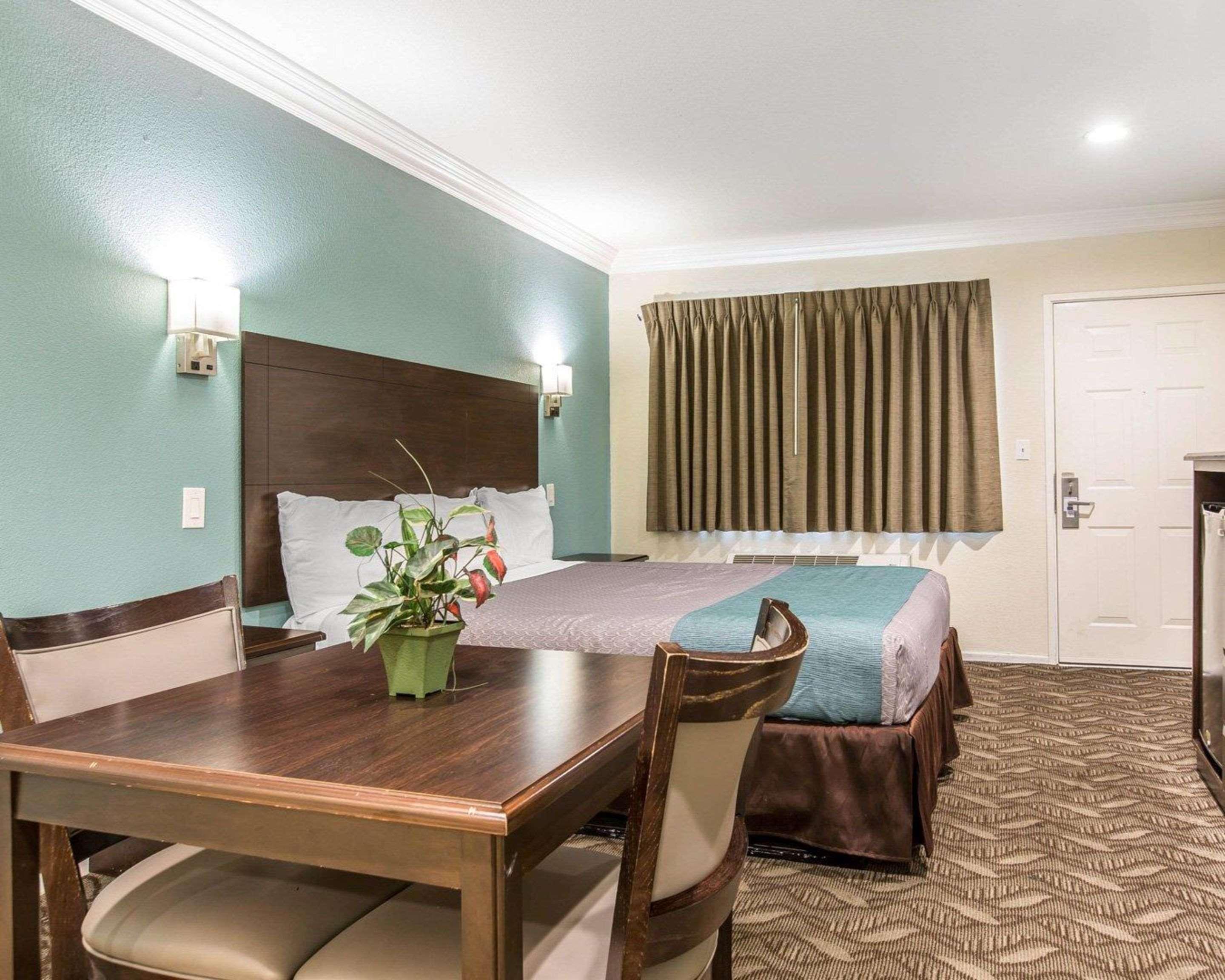 Rodeway Inn & Suites Inglewood Kültér fotó