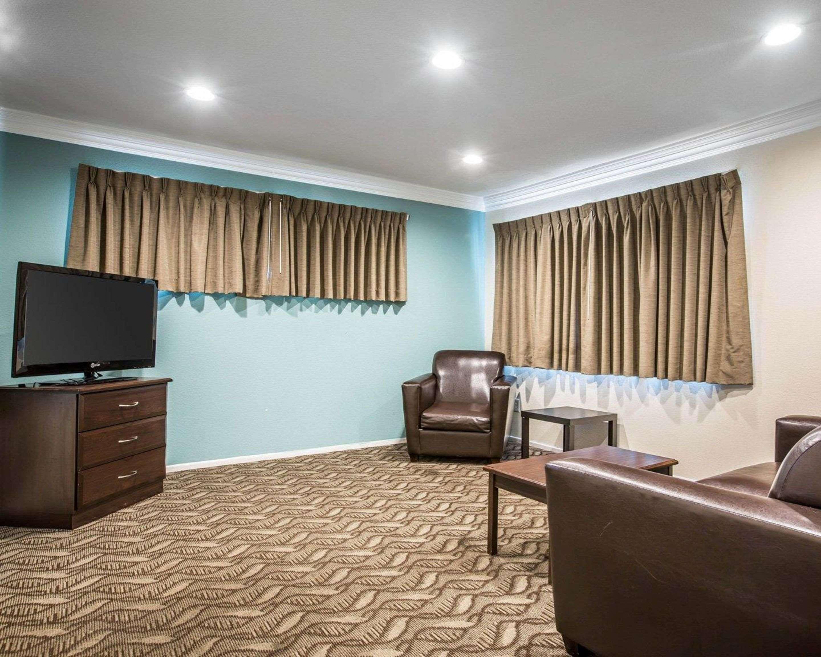 Rodeway Inn & Suites Inglewood Kültér fotó